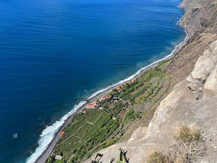 Madeira North Offbeat: Boaventura, Sao Vicente, Pta Delgada - Encumeada at 1007m: Panoramas That Work on a Phone