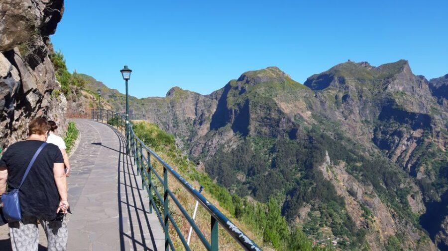 Madeira: Nun's Valley Private Tour - Climbing toward Eira do Serrado: how the drive sets up the payoff