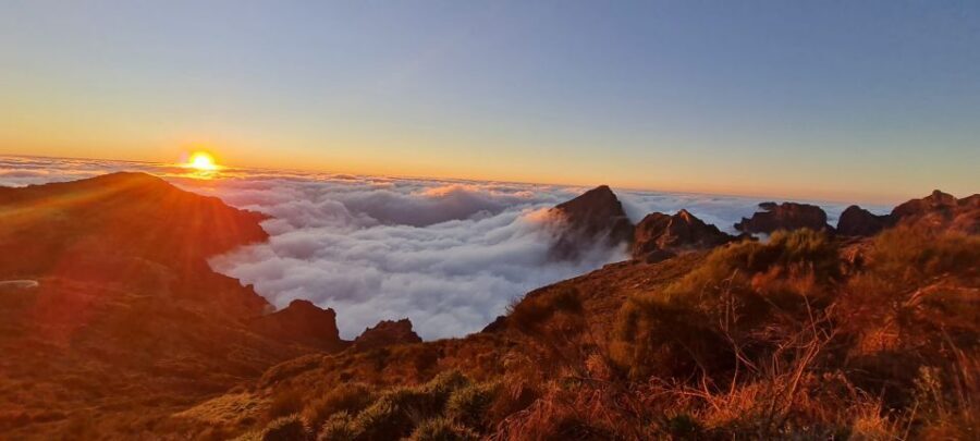 Madeira: Pico do Arieiro Sunrise with East and West Tour - Small Group Touring With Guides Like George and Nuno