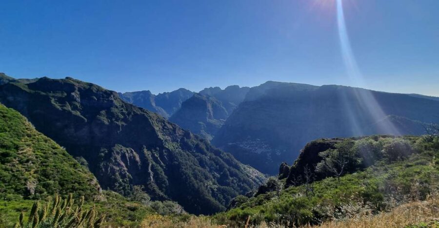 Madeira: Picturesque Peaks and Skywalk private 4x4 Jeep tour - The practical idea: why this 3.5-hour private jeep loop works