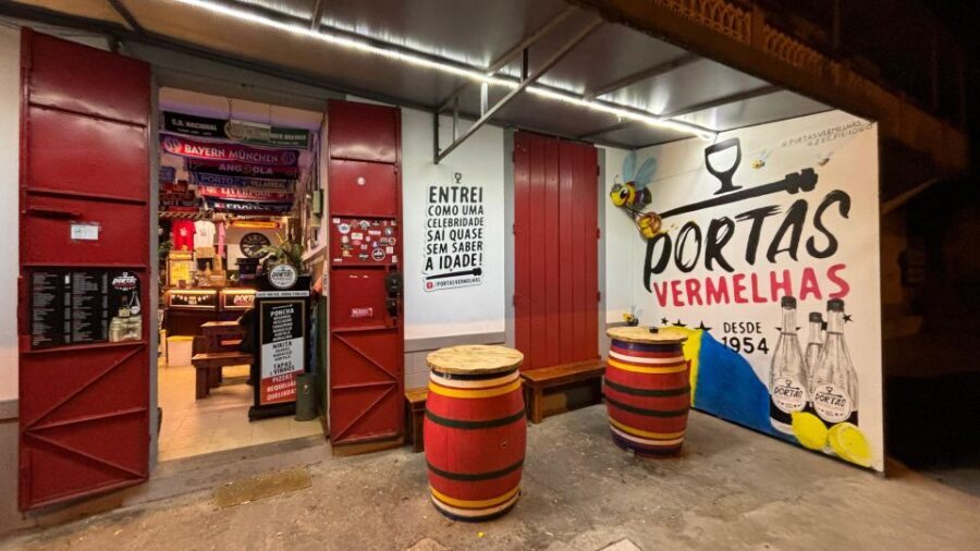 Madeira: Poncha Class & Tasting Tour - Camacha poncha bars: originals, Pescador, and real local rhythm