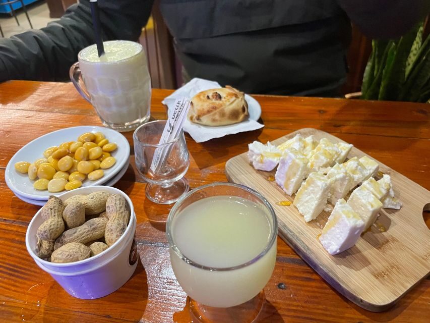 Madeira: Poncha Class & Tasting Tour - The hands-on poncha class moment at the bar with Senhor Agostinho
