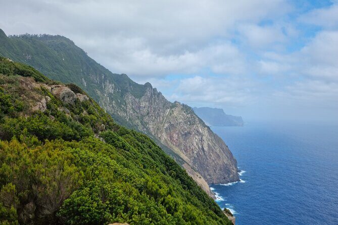 Madeira Porto da Cruz to Machico Self Hiking Tour with Transfer - Porto da Cruz meeting point and timing that reduce stress