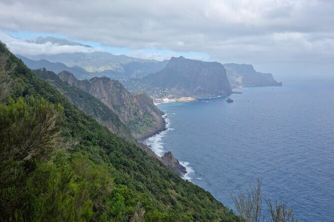Madeira Porto da Cruz to Machico Self Hiking Tour with Transfer - The 3-hour Vereda Do Larano hike: what you’ll feel and see
