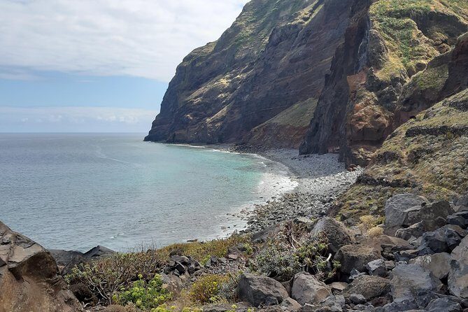 Madeira: Private Guided Half-Day Tour of Northwest Madeira - Timing, pace, and photo strategy for a 4-hour day