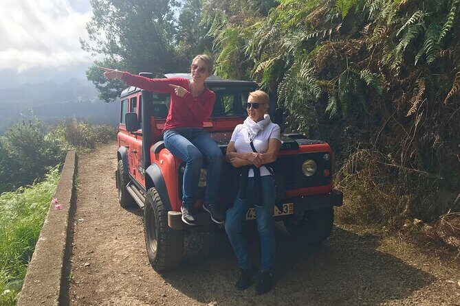 Madeira Private Jeep 4x4: Old Forest Full-Day Tour incl Pico Arieiro - Pico do Arieiro: Madeira’s third-highest mountain viewpoint