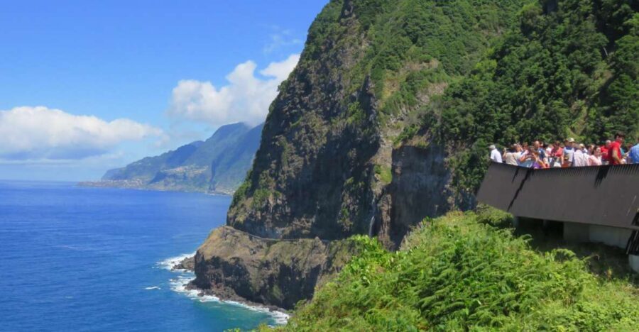 Madeira : Private wine experience by 4WD - Serra de Água and the Levadas: Where Madeira Gets Its Water Story Straight