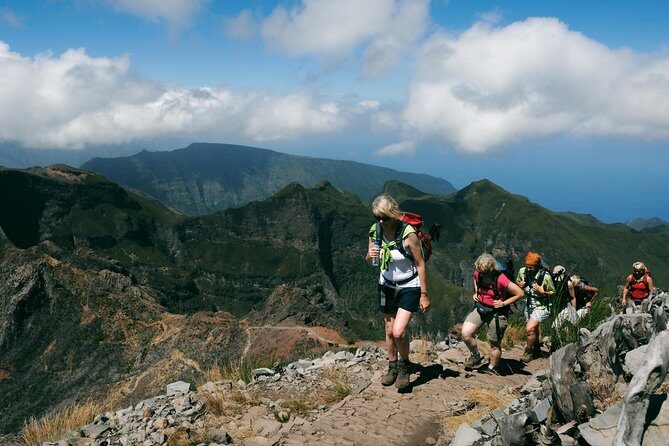Madeira s highest Peaks - Pickup from Funchal: start easy, not scrambled