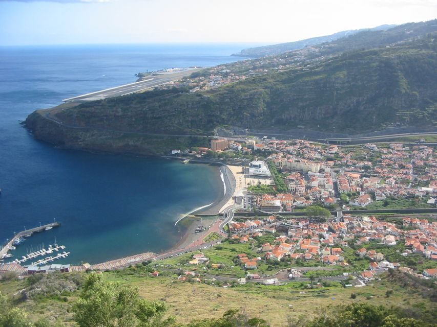 Madeira: Santana 6-Hour Full-Day Tour - Portela (670 m) and Eagle’s Cliff rock formations