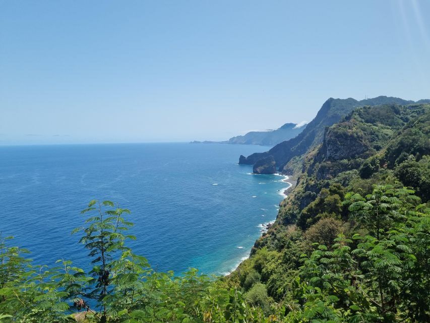 Madeira : Santana, Pico Arieiro, walk full day 4x4 Jeep tour - The guide makes the difference: Edgar’s style