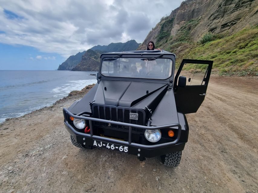 Madeira : Santana, Pico Arieiro, walk full day 4x4 Jeep tour - Guindaste viewpoint and Ponta de São Lourenço