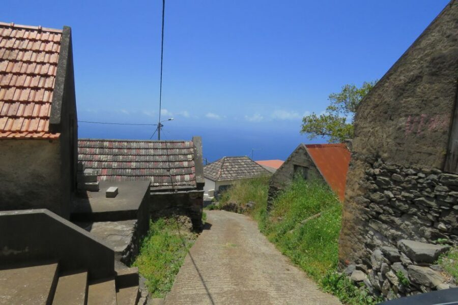 Madeira : Southwest coast, Run & Anjo´s Waterfall 4x4 Tour - Key things to know before you go