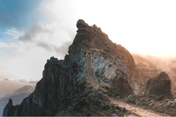 Madeira: Sunrise at Pico do Arieiro & Hike Larano trail - Pico do Arieiro sunrise: what you’re really buying