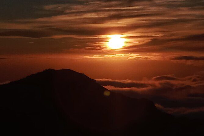 Madeira Sunset in Pico do Arieiro and Optional Stairway to Heaven - Stairway to Heaven (Miradouro Pedra Rija): optional, but don’t treat it casually