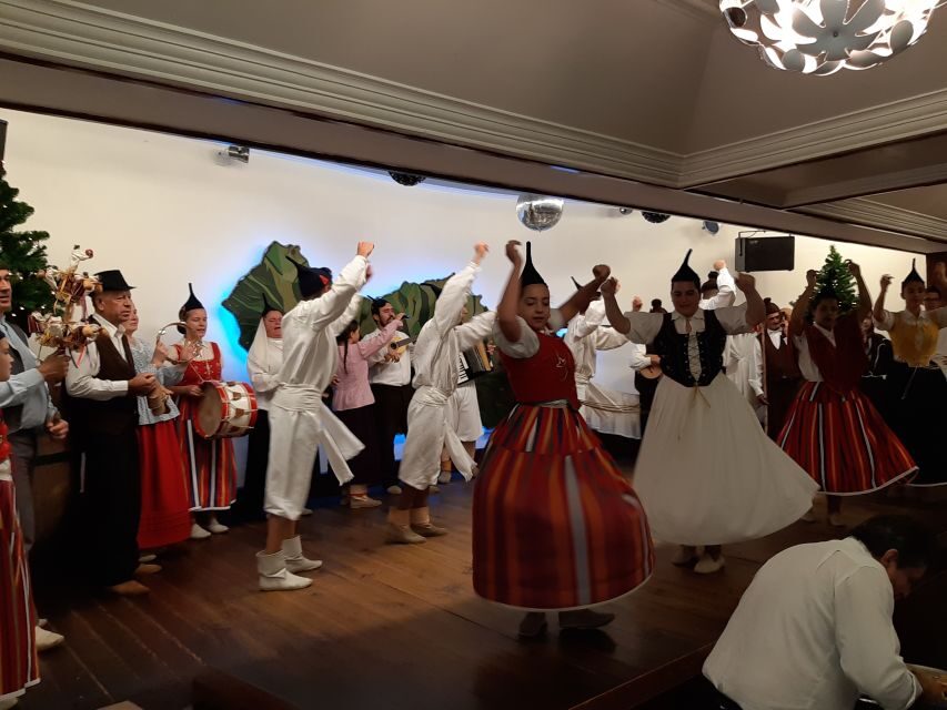 Madeira: Traditional Madeiran Dinner & Show - The Folk Show: Costumes, Instruments, and Dancing