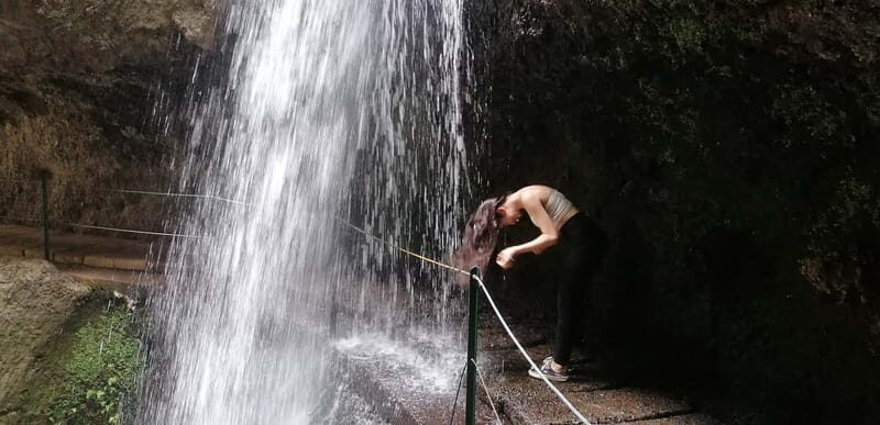 Madeira: Wet your hair in the amazing Levada Nova / Moinhos - Why the Moinhos Levada walk feels like a local Madeira day