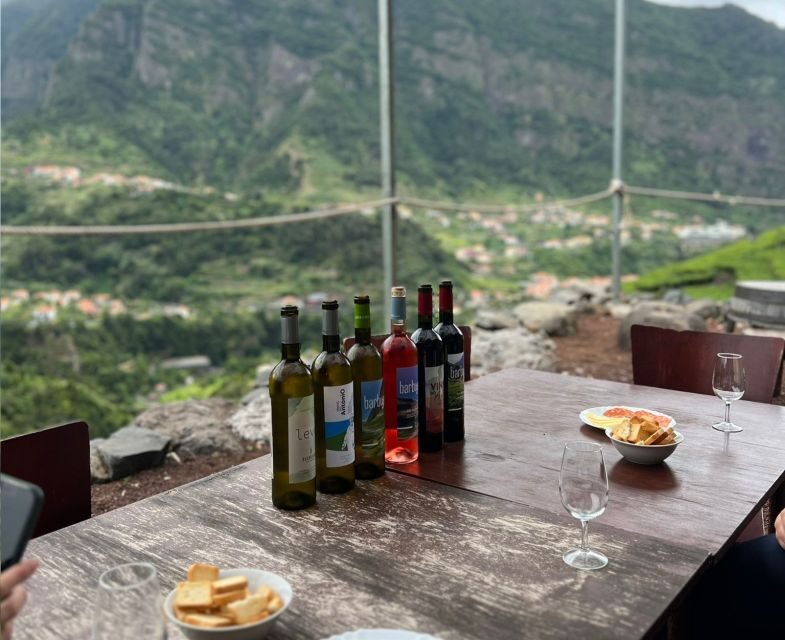 Madeira: Wine Tasting Guided Tour, Jeep Safari, & Viewpoints - Wine Tasting + Snack: the calm finale