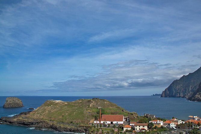 Mini -Combo East Challenge (Jeep & Levada Walk)- Shared Tour - Stop in Camacha: a guided levada walk you can finish feeling good