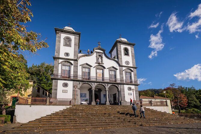 Monte Tropical Garden & Toboggans private Tuk-Tuk tour - Why a private tuk-tuk makes sense in Funchal’s hills