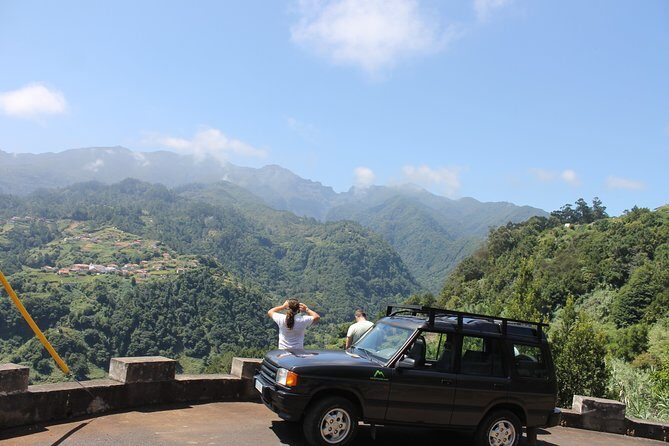 North Tour & Wine Tasting - 4x4 (Small Groups) - Getting started in Funchal: what to expect before the engine turns on
