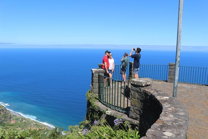 Northeast Santana Traditional Houses 4x4 Safari Full-Day Tour - Lunch planning: add it when you want the full-day comfort