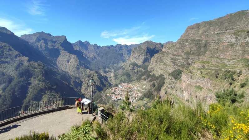 Nun's Valley & Pico dos Barcelos Madeira Island Tour - Curral das Freiras: history, village life, and what people actually do here