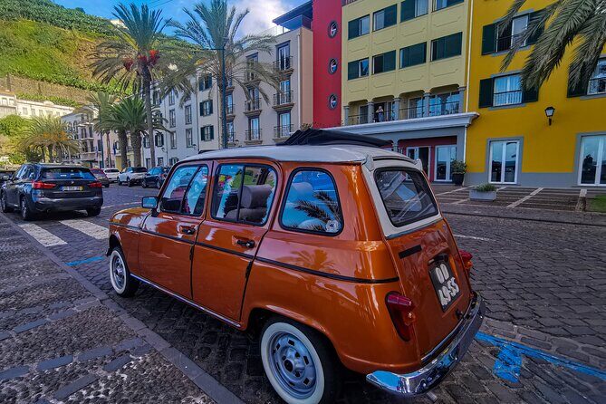 Oldtimer Sightseeing Tour in the West and Northwest - Ponta do Pargo and Ponta da Vigia: lunch options plus a cliff viewpoint at 290 m