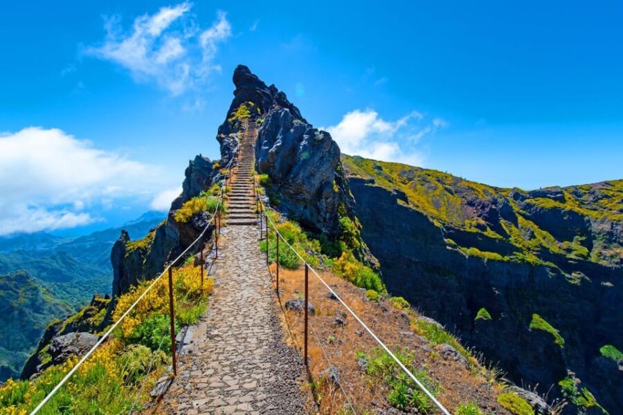 Pico Areeiro to Pico Ruivo Madeira Island Walk - Transportation back to Funchal: letting your legs down gently