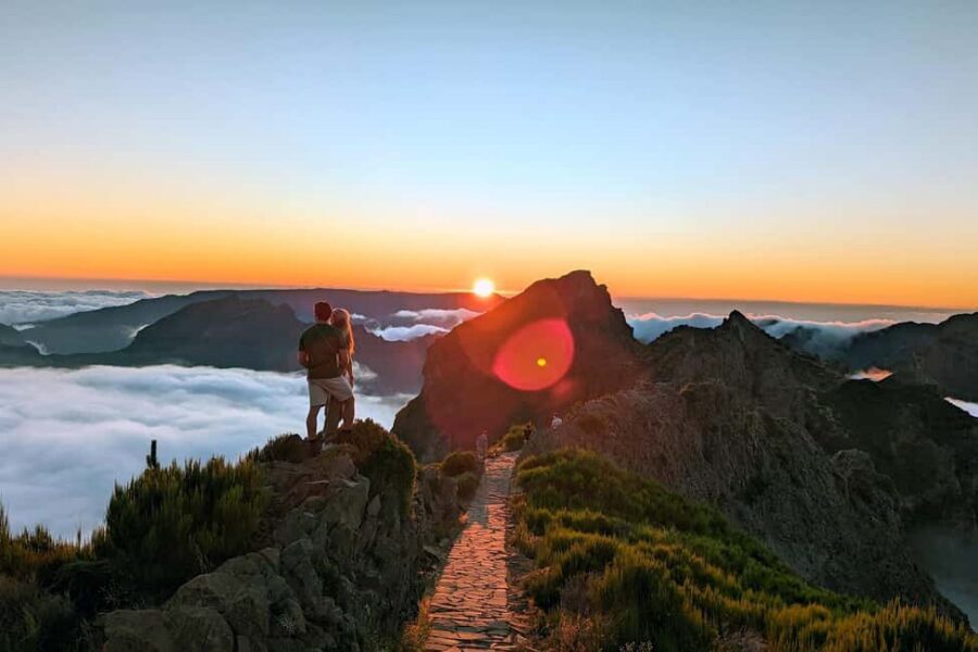 Pico do Arieiro in 4h: Immersive Private Experience (Cabrio) - Price and value: $85 for a private mountain mission