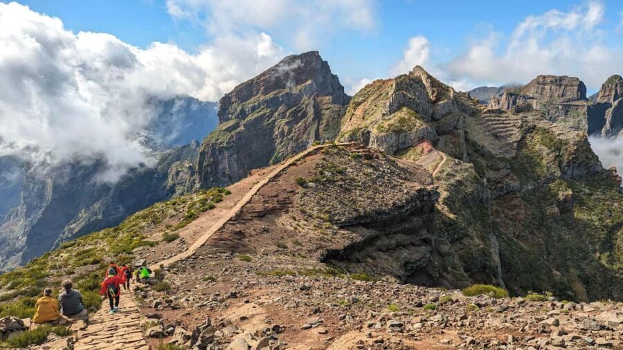 Pico do Arieiro in 4h: Immersive Private Experience (Cabrio) - Pico do Arieiro by private cabriolet: the quick route to wow