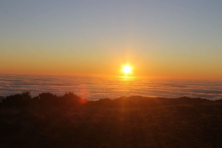 Pico do Arieiro: Private 4x4 Sunrise Trip with Hot Drinks - Who This Sunrise Trip Suits Best