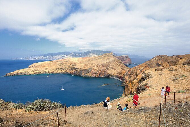 Ponta de São Lourenço Walk - From Funchal with pickup: what the small-group logistics get you