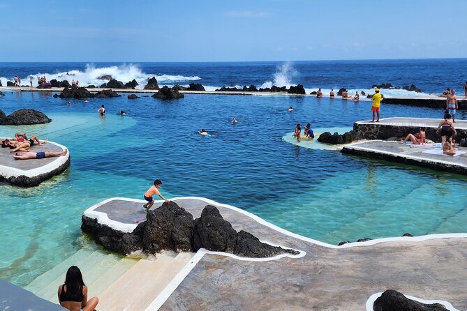 Porto Moniz Lava Pools, Fanal Forest and Skywalk 4x4 Experience - Miradouro do Véu da Noiva: a waterfall view in half an hour