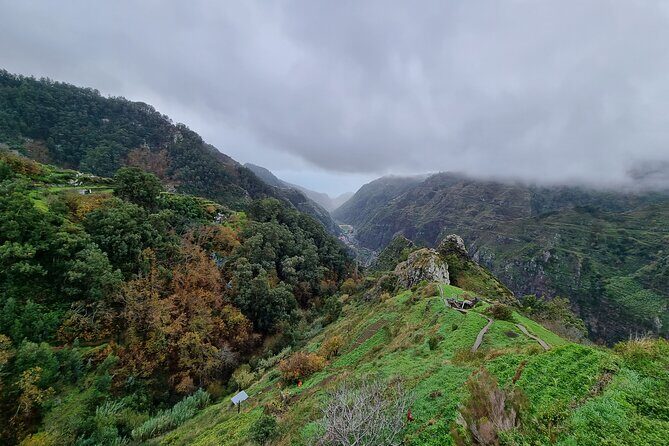Private 4x4 Jeep Half Day - Picturesque Peaks, Vineyards, Skywalk - Stop 2: Miradouro da Boca dos Namorados (Nuns Valley views)