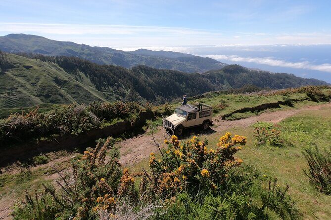 Private Full-Day - Comfort 4x4 Tour - NorthWest - Campanário and the southwest coast: where the cliffs get dramatic