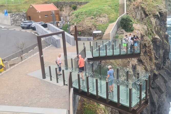 Private Full Day Island Tour in Madeira - Stop 1: Miradouro do Cristo Rei do Garajau (Christ with a view)