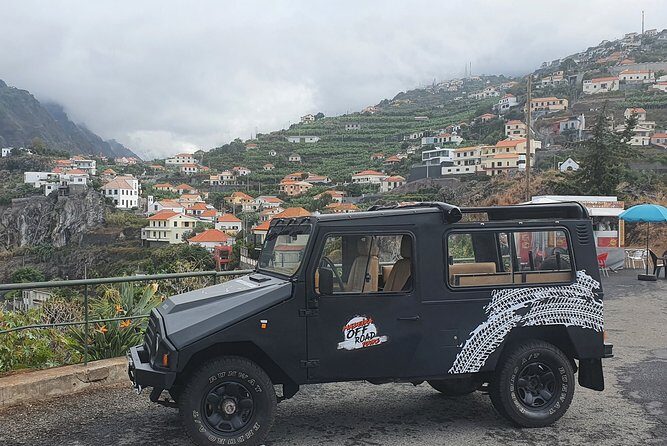 Private Half Day Off Road Tour in Madeira - Leaving Funchal for Câmara de Lobos: fruit farms and eucalyptus roads