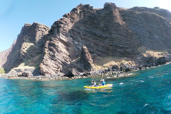 Private Kayak Tour & Snorkeling in Câmara de Lobos - Praia do Vigário pebble beach: the snorkeling-and-rest rhythm