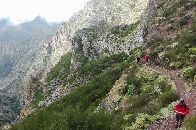 Private Sunrise Guided hike on Pico do Areeiro or other custom - The Custom Walking Stops: What Happens During Those 6–8 Hours