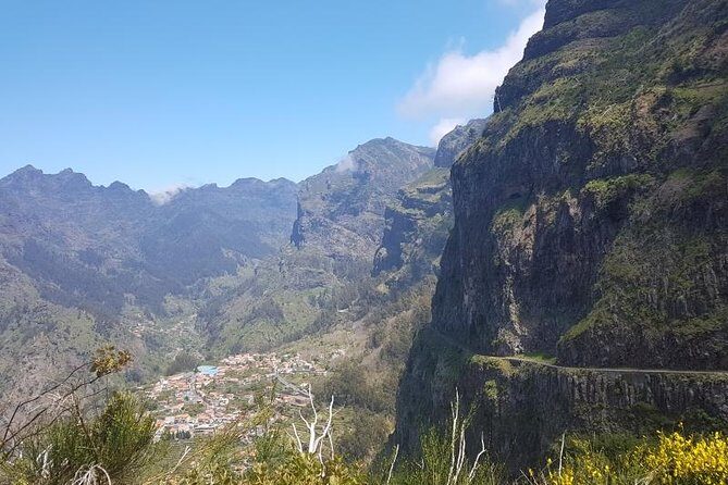 Private Tour Nun's Valley Halfday - Eira do Serrado (1053m): the Nun’s Valley view plus the Santa Clara story