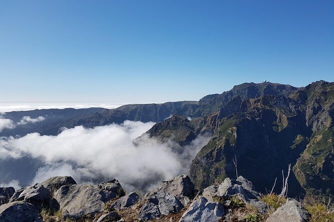 Private Walk Achadas Teixeira - Pico Ruivo Half-day - Weather and clothing: the one thing you must plan