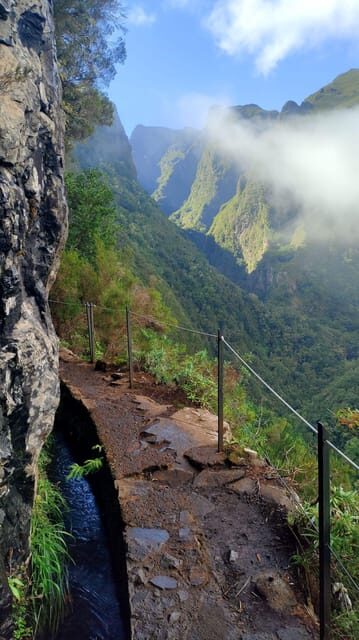 Queimadas Caldeirão Verde Walking tour with guide - Why the water is the whole story on Caldeirão Verde