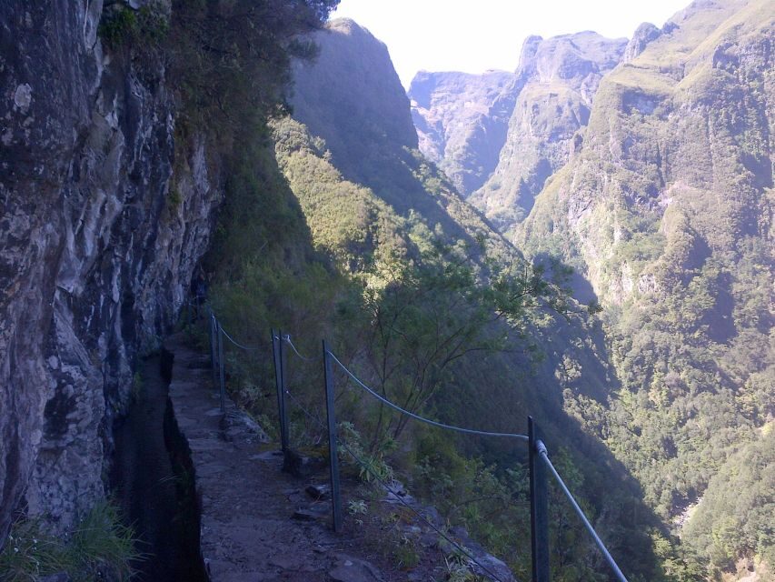 Queimadas Natural Park 5-Hour Guided Hike - Caldeirão Verde: Madeira’s 18th-century levada walk