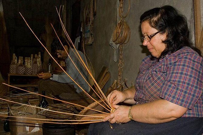 Sunday Market and Gardens Tour - Stop 3: Camacha—Willow Crafts and Folklore Energy