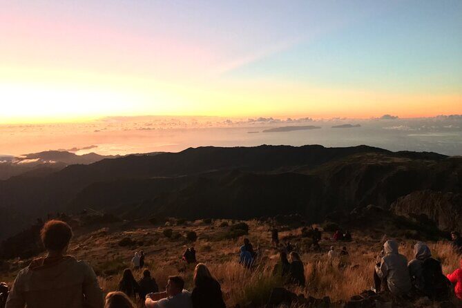 Sunrise & Hike : Pico do Areeiro to Pico Ruivo - Private Guided - Stop 1 and Stop 2 at Pico do Areeiro: Where You Wait for Light
