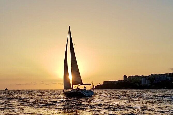 Sunrise, Sunset & Moonlight private Sailing Cruises in Madeira - How private group size changes everything