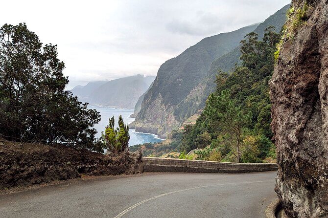 The Fabulous Pico do Arieiro: Half-day Private Tour - Why Pico do Arieiro Feels Like Madeira’s Weather Reset Button