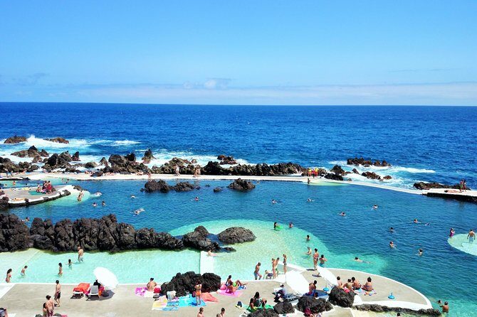 Tour - 8 Villages to the West - Caminho Real da Encumeada (PR12): The 1007-Meter View That Explains the Island