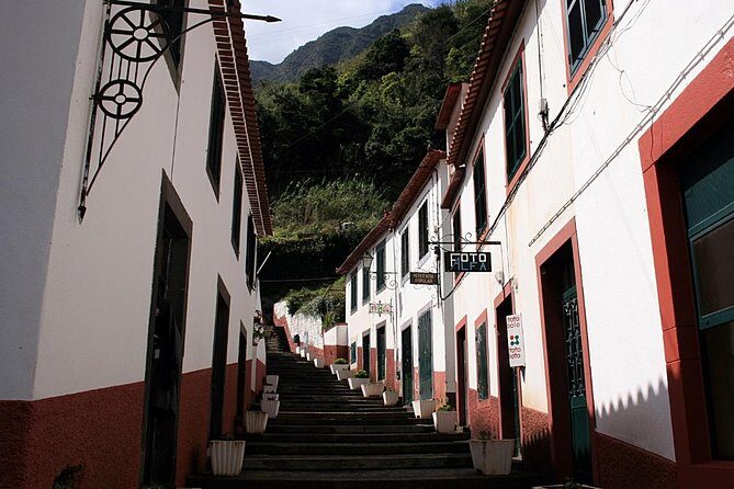Tour - 8 Villages to the West - Cabo Girão: Europe’s Highest Promontory Vibes (In Plain View)