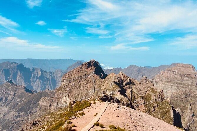 Transfer from Achada do Teixeira to Pico do Arieiro - Timing Rules: Respect the Recommended Schedule